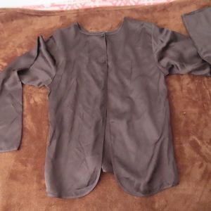 baserange button top shirt blouse Small (flaw)